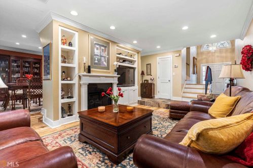 3901 Ashford Lk Ct, Atlanta GA 30319-5103 exterior