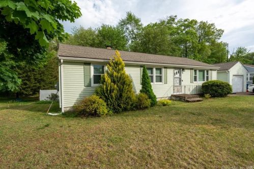 9 Pine Dr, Windsor, CT 06095-3532