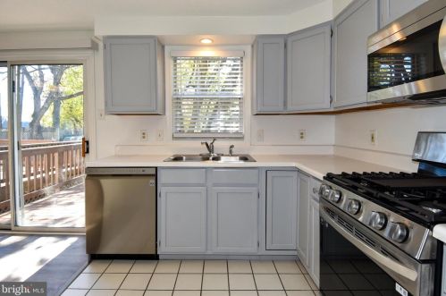 297 Raymond Ave, Alexandria VA  22301-1035 exterior