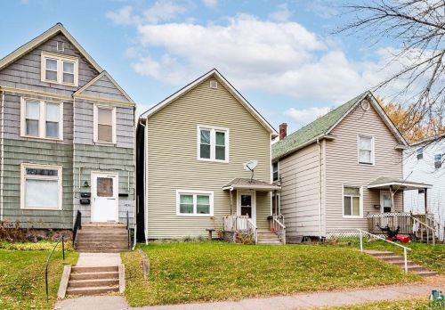 2719 2nd St, Duluth MN 55812-1920 exterior