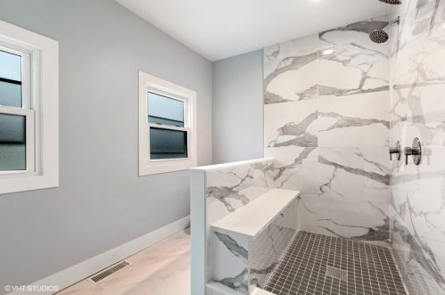 5446 Ludlam Ave, Chicago IL  60630-1414 exterior