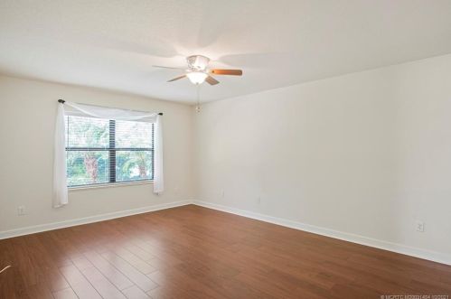 7 Huarte Way, Fort Pierce FL 34952-8517 exterior