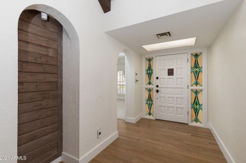 2820 42nd Way, Phoenix, AZ 85008-1432