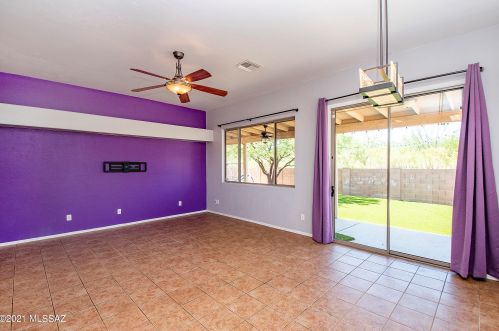 7972 Hawk Eagle Ct, Tucson AZ  85757-1643 exterior