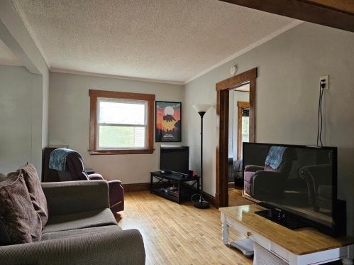 882 Clear Ave, Saint Paul MN  55106-1821 exterior