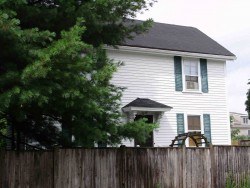 87 Dalby St, Newton, MA 02458-1032