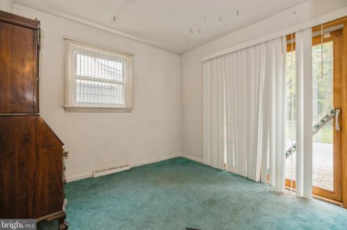 16 Morgan Ave, Riverton NJ 08077-1129 exterior