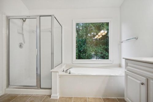 6410 Barwick Ln, Duluth GA 30097-7170 exterior