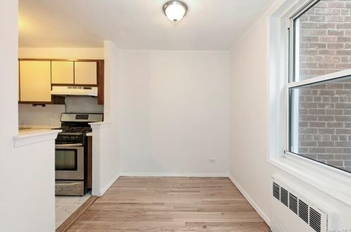 2390 Palisade Ave, Bronx NY 10463-6217 exterior