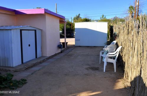 4114 Monte Vis Dr, Tucson AZ 85712-5516 exterior