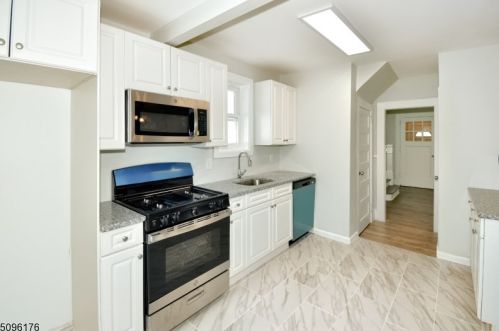 1433 Clinton Ave, Irvington NJ 07111-4247 exterior