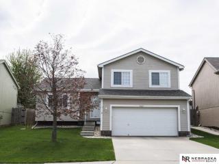 18665 T St, Omaha NE  68135-4146 exterior