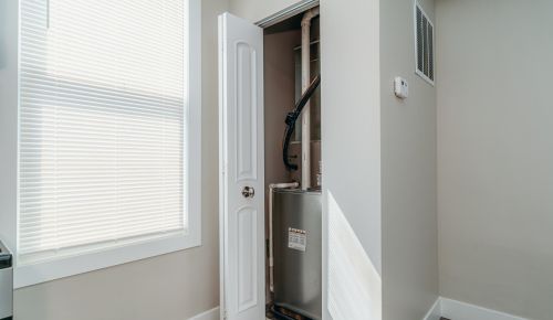 3144 Lituanica Ave, Chicago IL 60608-6649 exterior