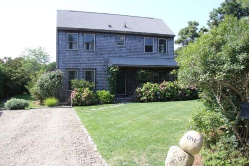 1 Fld Ave, Nantucket MA  02554-4422 exterior
