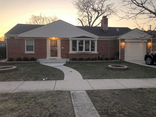 7328 Karlov Ave, Chicago IL  60712-2015 exterior