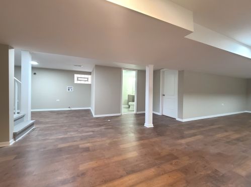 6217 Nagle Ave, Chicago IL  60638-4207 exterior