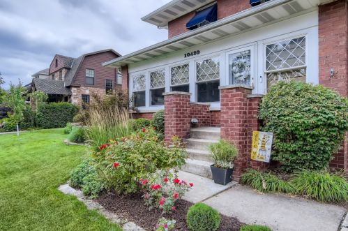 10420 Seeley Ave, Chicago, IL 60643-2631