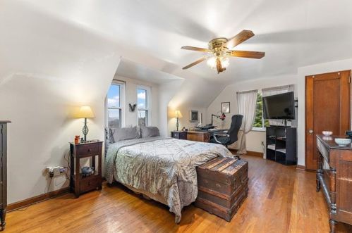 1769 Bower Hill Rd, Pittsburgh PA 15243-1508 exterior