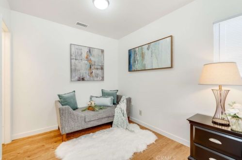 8511 Rose St, Bellflower CA 90706-6376 exterior