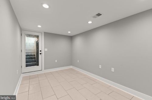 219 Morgan St, Washington DC  20001-1217 exterior