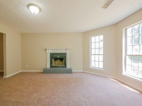 5524 La Fleur Trl, Lithonia, GA 30038-2843