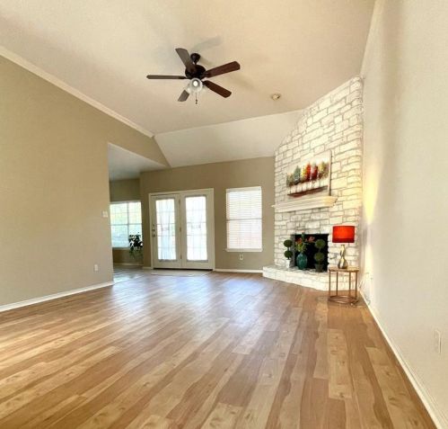 10604 Beckwood Dr, Austin TX  78726-1309 exterior