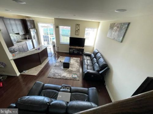 3 Flagger Ln, Trenton NJ  08619-2068 exterior