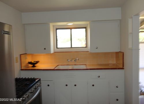 3138 Pima St, Tucson AZ 85712-3461 exterior