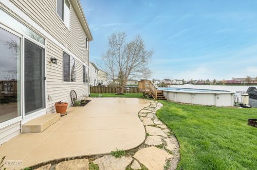 1103 Hamilton St, Joliet IL 60404-7249 exterior