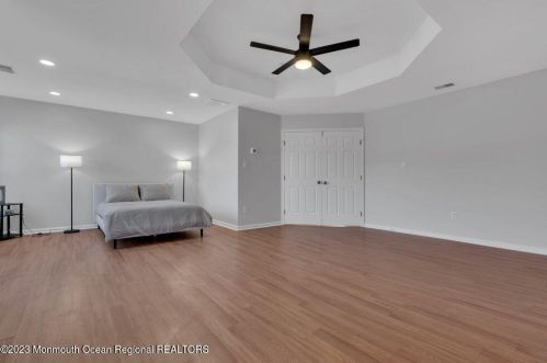 33 Jefferson Ct, Jackson Twp NJ  08527-5159 exterior