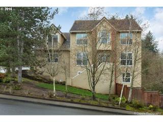 13083 Morningstar Dr, Portland, OR 97223-1752