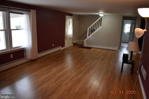 471 Grant Dr, Hanover PA 17331-1431 exterior