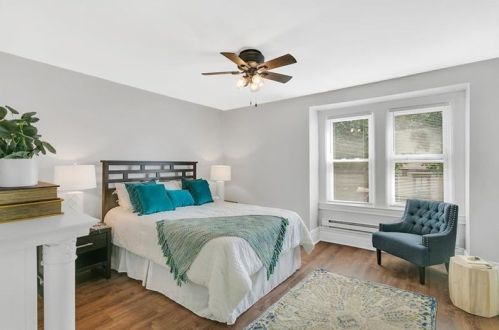 1207 Linden Pl, Pittsburgh PA  15212-4830 exterior