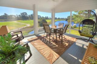 3135 Lakeside Commons Dr, Oak Island, NC 28461-8506