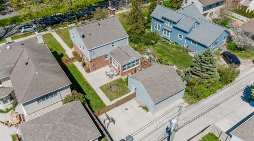 5926 Santa Monica Blvd, Milwaukee WI 53217-4619 exterior