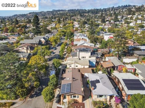 1553 San Lorenzo Ave, Berkeley CA 94707-1860 exterior