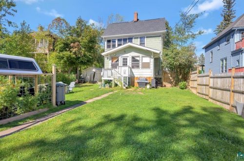 4324 Gilliat St, Duluth MN 55804-2144 exterior