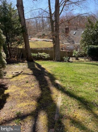 4032 40 Rd, Arlington VA 22207-4805 exterior