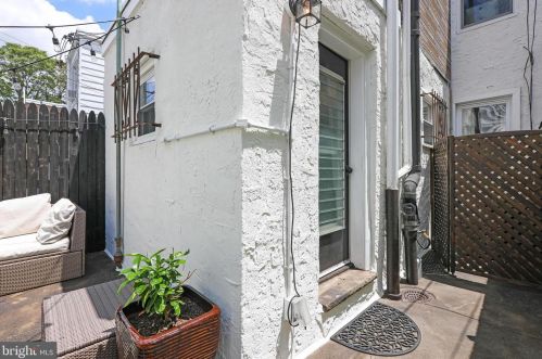 810 Judson St, Philadelphia PA 19121-2036 exterior