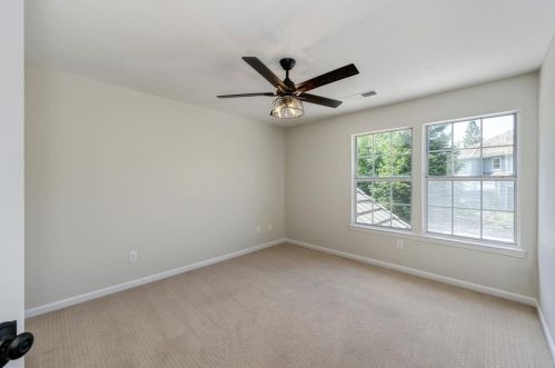 2327 Hartford Ct, Folsom CA 95762-5931 exterior