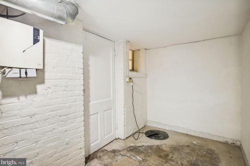 230 F St, Washington DC 20002-4931 exterior