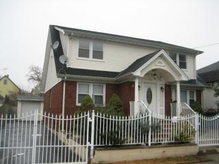 13 Willard St, Outwater, NJ 07026-3309