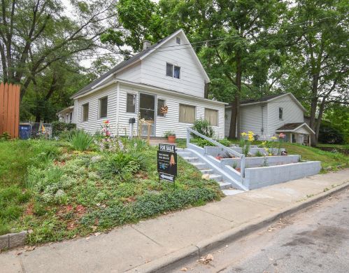 2142 Saint Charles Ave, Grand Rapids, MI 49507-2343