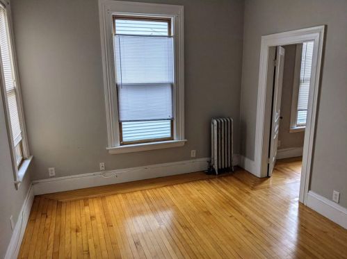 118 Daboll St, Providence RI 02907-2529 exterior