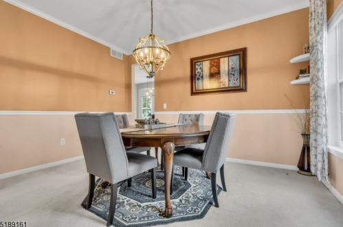 26 Francis Dr, Bridgewater NJ  08807-5714 exterior