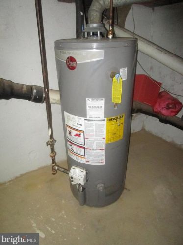 1502 Berks St, Philadelphia PA 19131-3215 exterior