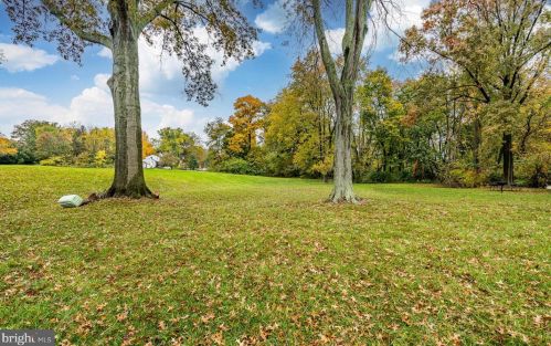 19 Frd Edge, Limerick PA 19468-2662 exterior