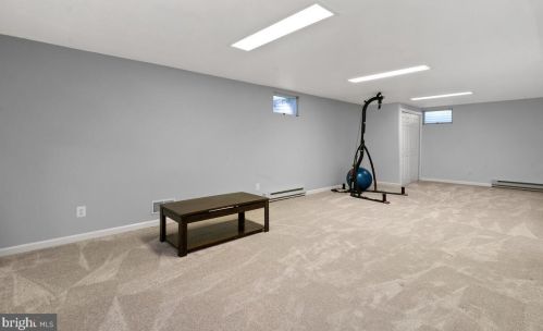 2 Granby Ct, Rockville MD 20855-1406 exterior