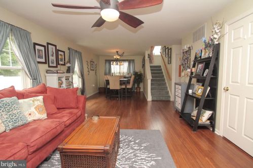 1332 Lawrence St, Philadelphia PA  19147-5921 exterior