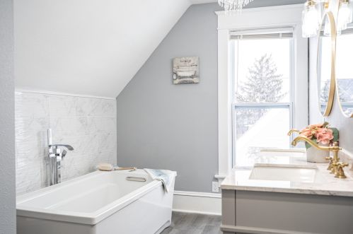 2524 Becher St, Milwaukee WI  53215-2521 exterior